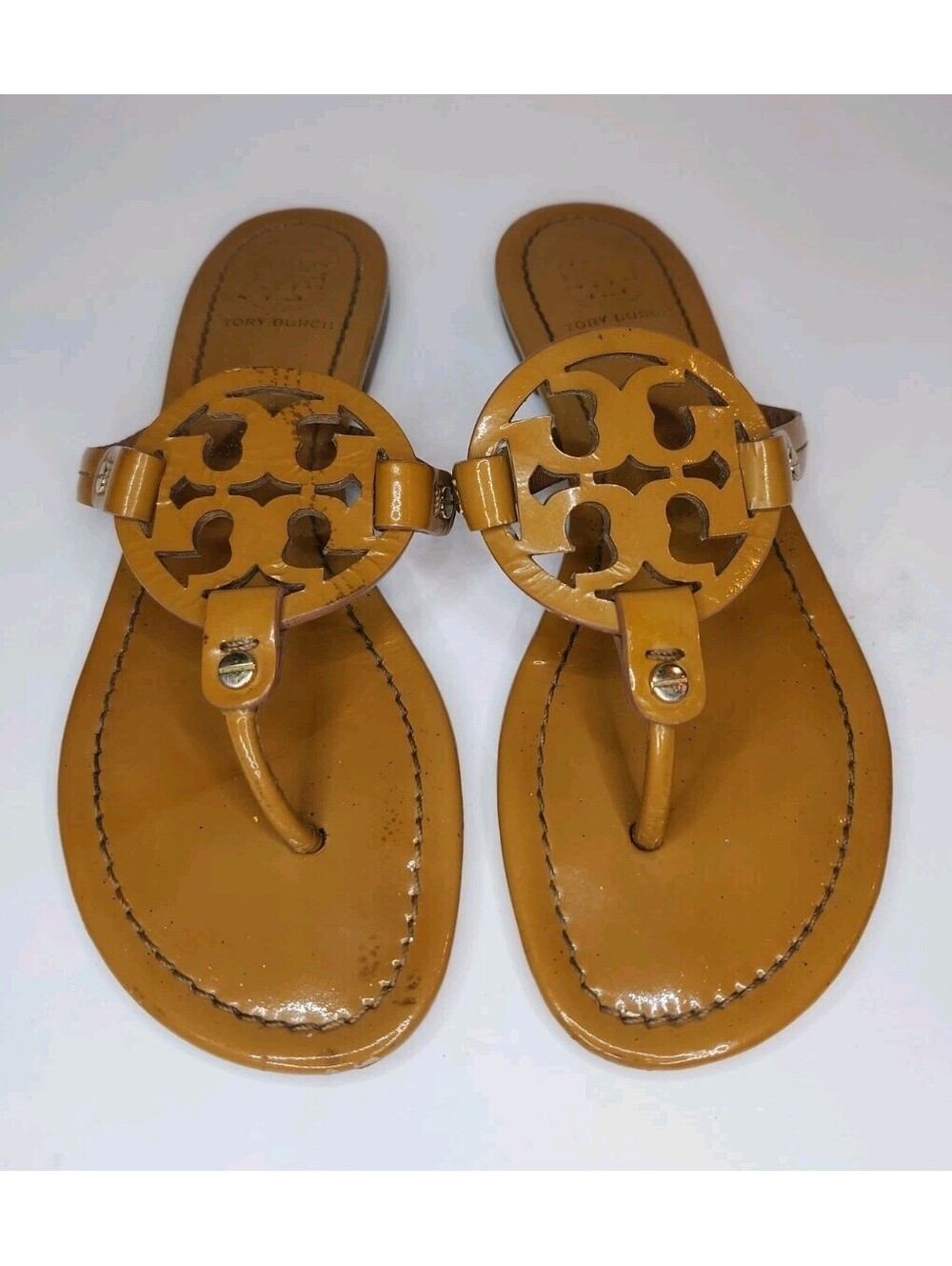 Tory Burch Miller Patent Calf Leather Sandal Womens 7.5 M Sand Brn Tan Medallion
